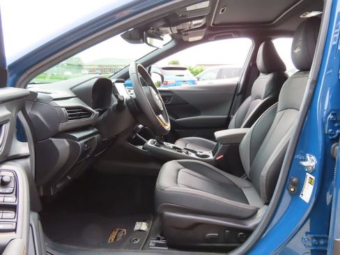 Used 2025 Subaru Crosstrek 2.5i Wilderness AWD/4WD image 21