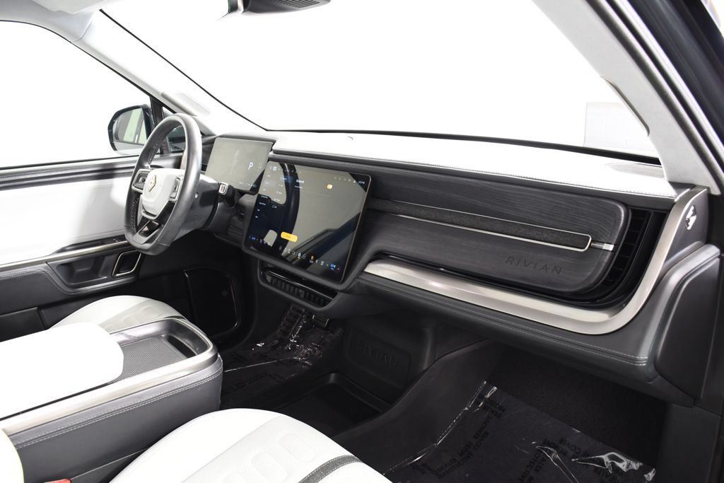 Used 2024 Rivian R1S Adventure Quad AWD/4WD image 19