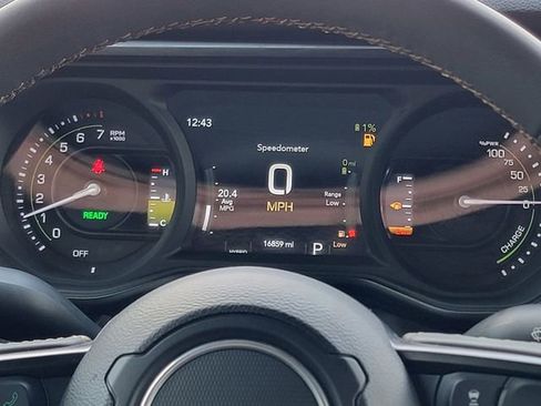 Certified 2024 Jeep Wrangler Unlimited AWD/4WD image 35