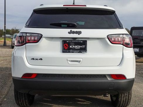 New 2026 Jeep Compass Latitude w/ Quick Order Package 29K image 9