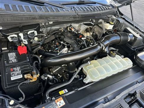 Used 2022 Ford Expedition Limited AWD/4WD image 30