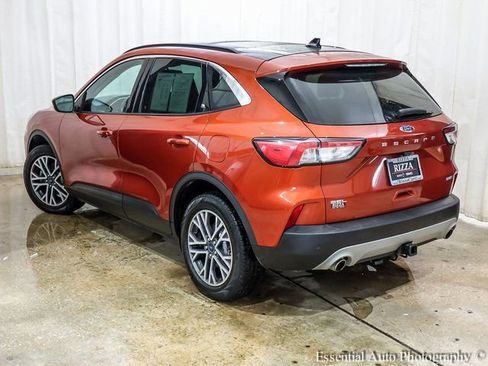 Used 2020 Ford Escape SEL image 8