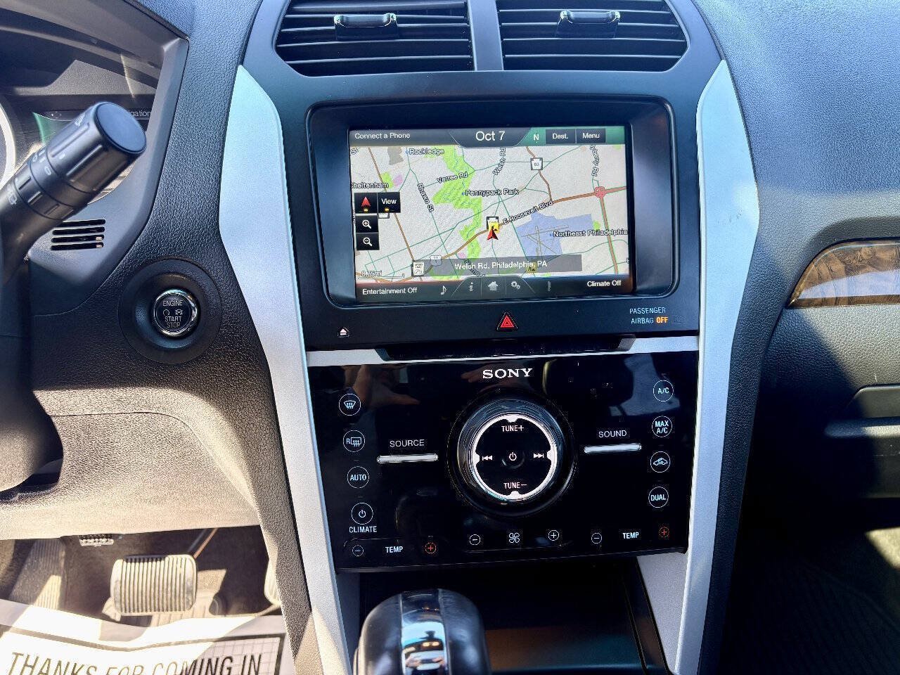 Used 2015 Ford Explorer Limited w/ Equipment Group 302A AWD/4WD image 14