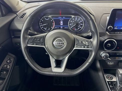 Certified 2022 Nissan Sentra SV image 13