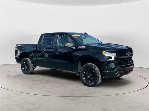 Used 2024 Chevrolet Silverado 1500 LT Trail Boss image 1
