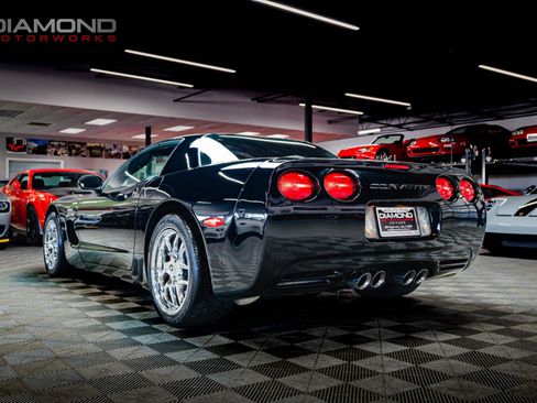 Used 2003 Chevrolet Corvette Z06 w/ Memory Package, 3 Drivers image 2