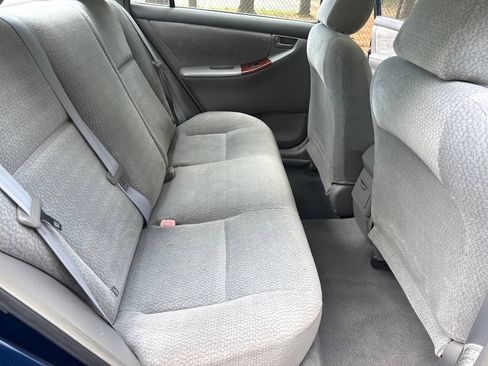 Used 2004 Toyota Corolla LE FWD image 17