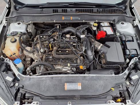 Used 2019 Ford Fusion SEL image 32