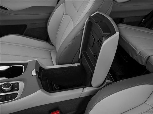 New 2027 INFINITI QX60 Luxe w/ Cargo Package FWD image 10
