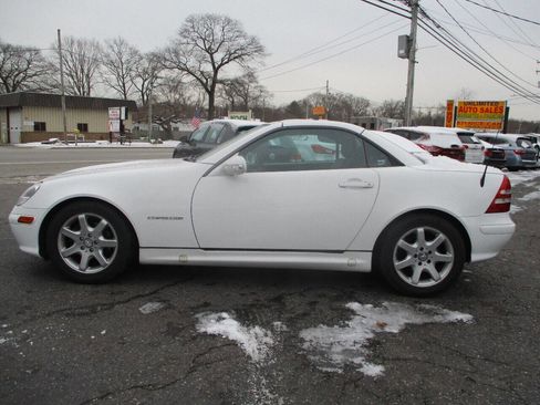 Used 2001 Mercedes-Benz SLK 230 image 4
