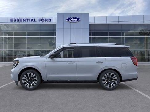 New 2026 Ford Expedition Platinum AWD/4WD image 3