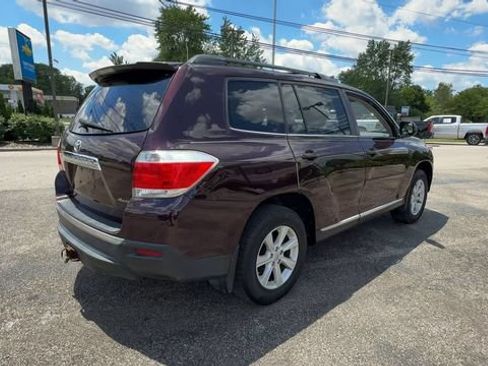 Used 2012 Toyota Highlander 4WD w/ Tech Pkg image 8