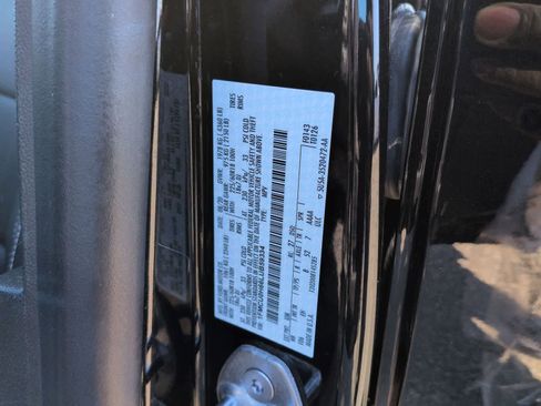 Used 2020 Ford Escape SEL image 36