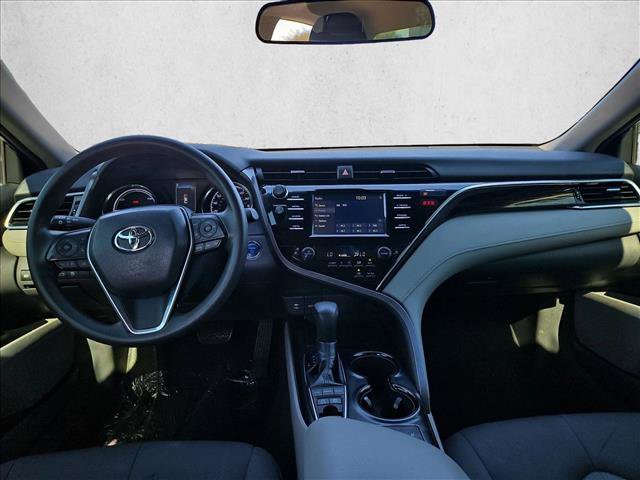 Used 2018 Toyota Camry LE FWD image 11