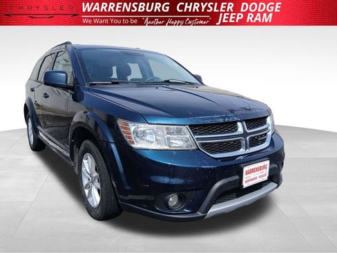 Used 2014 Dodge Journey SXT w/ Flexible Seating Group AWD/4WD image 1