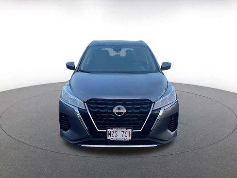 Used 2024 Nissan Kicks SV FWD image 4