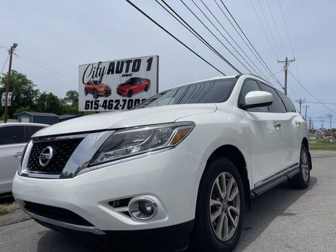 Used 2015 Nissan Pathfinder SL w/ Trailer Tow Package AWD/4WD image 1