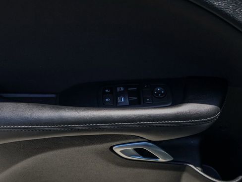 Used 2023 Dodge Challenger SXT RWD image 20