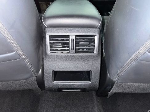 Used 2023 Mitsubishi Outlander SE FWD image 30