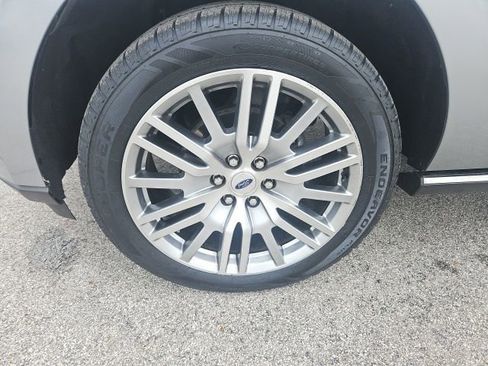 Used 2024 Ford Expedition Limited AWD/4WD image 10