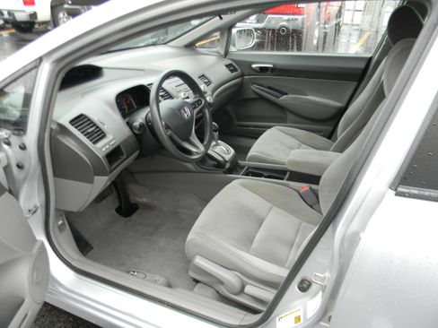Used 2010 Honda Civic LX image 5
