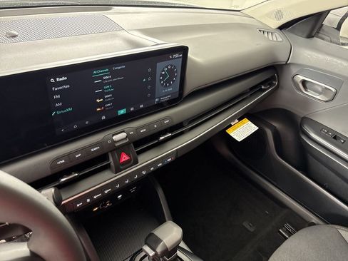 New 2026 Kia K4 FWD image 27