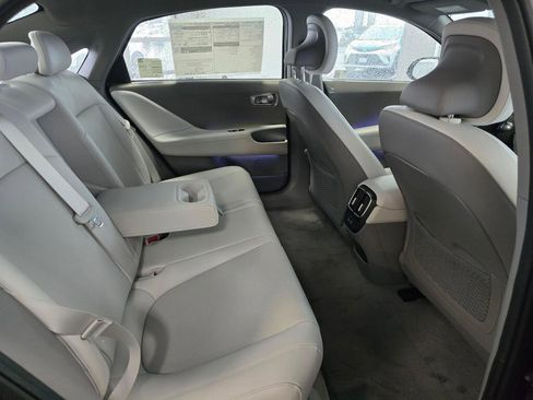 New 2025 Hyundai Ioniq 6 SEL image 40