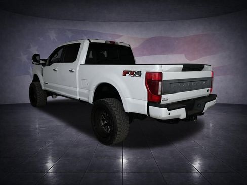 Used 2022 Ford F250 Platinum w/ FX4 Off-Road Package AWD/4WD image 3