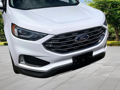 Used 2019 Ford Edge SEL w/ Equipment Group 201A FWD image 27
