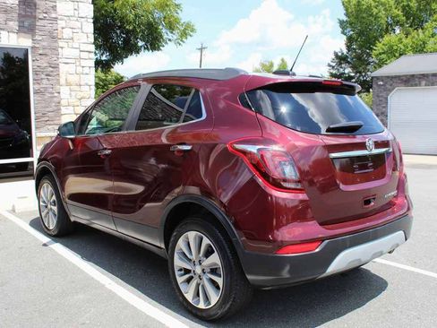 Used 2019 Buick Encore Preferred AWD/4WD image 10