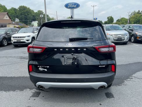 Used 2023 Ford Escape Active AWD/4WD image 6