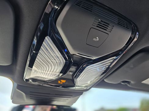 Used 2024 BMW X5 sDrive40i w/ Premium Package RWD image 32