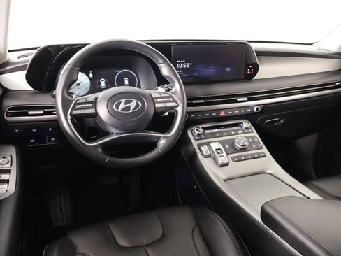 Used 2023 Hyundai Palisade SEL w/ Premium Package AWD/4WD image 2