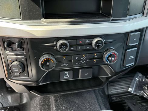 New 2025 Ford F350 XL w/ XL Chrome Package image 16