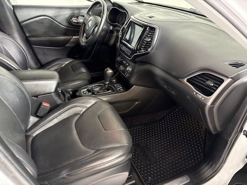Used 2019 Jeep Cherokee Limited AWD/4WD image 22