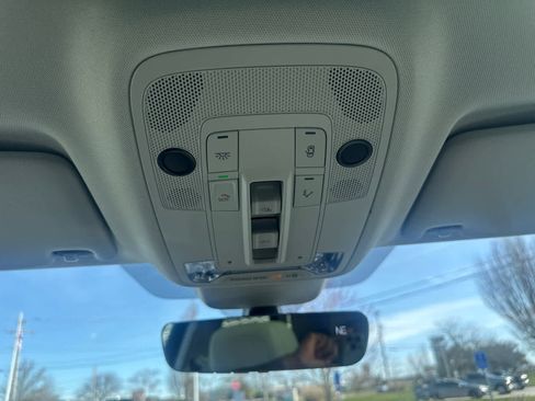 Used 2025 Audi Q3 2.0T Premium w/ Convenience Package image 15