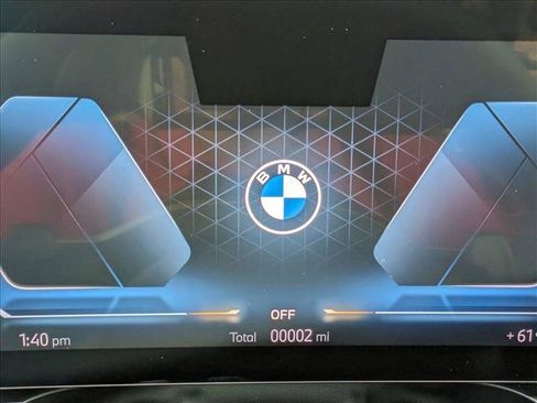 Used 2025 BMW X3 xDrive30i w/ Premium Package image 11