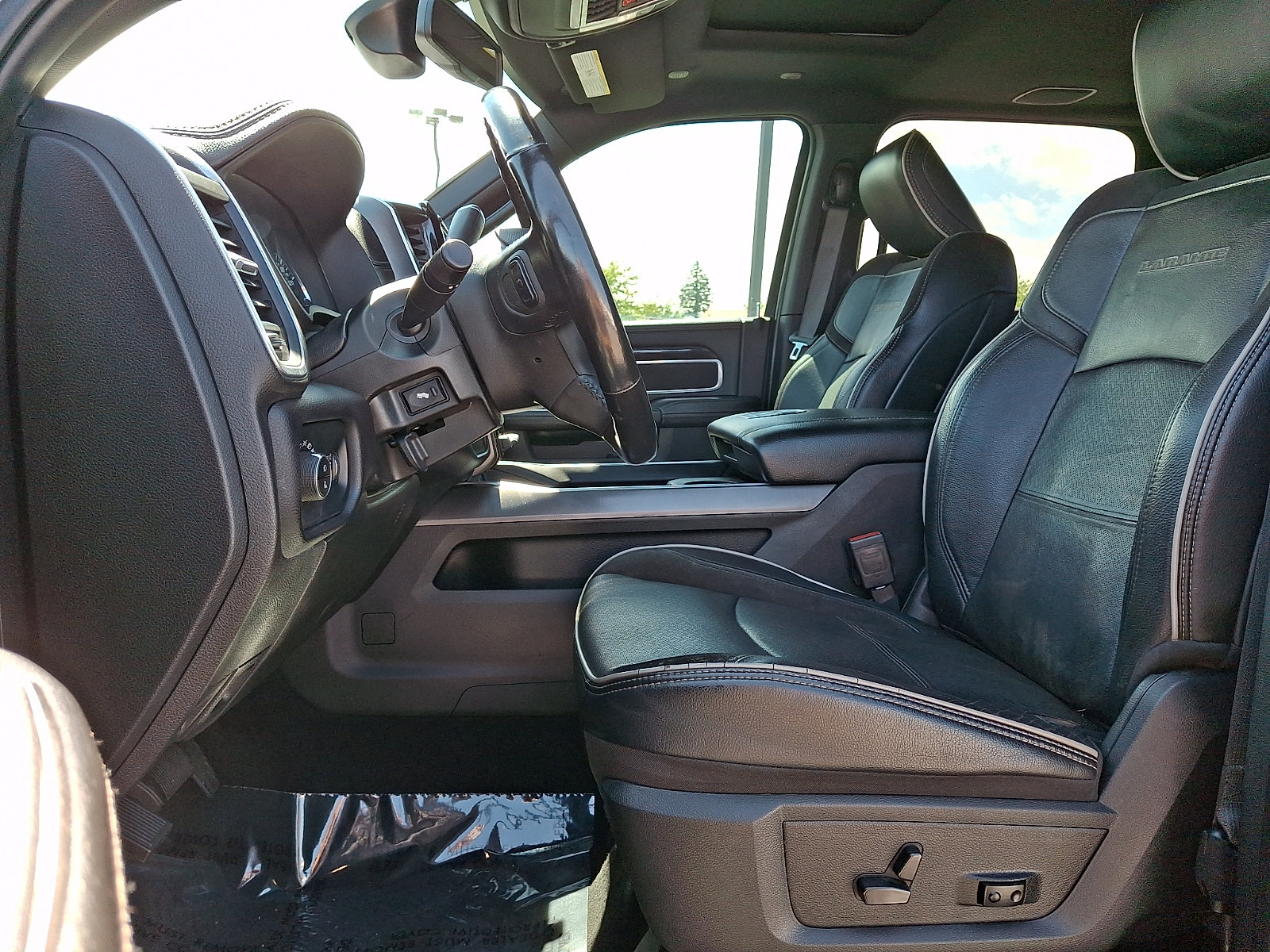 Used 2021 RAM 2500 Laramie AWD/4WD image 13