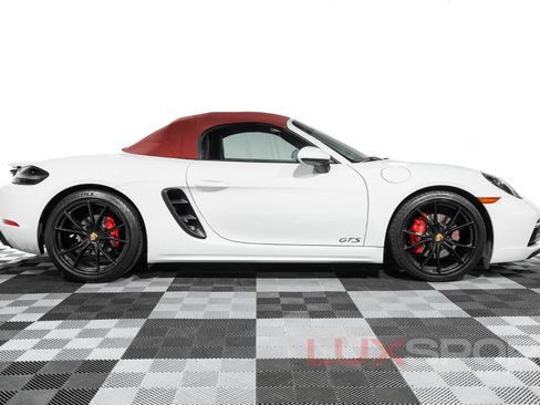 Used 2018 Porsche 718 Boxster GTS RWD image 8