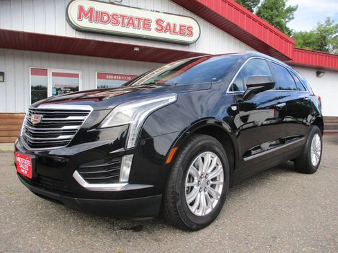 Used 2018 Cadillac XT5 FWD image 1