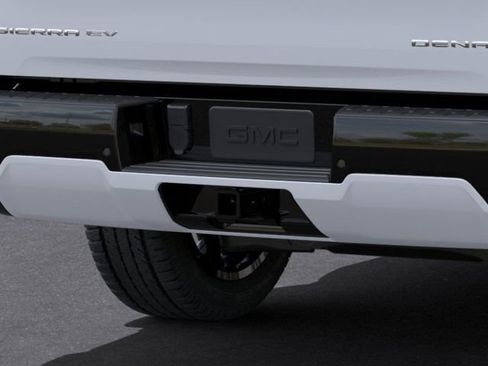 New 2025 GMC Sierra EV Denali image 15
