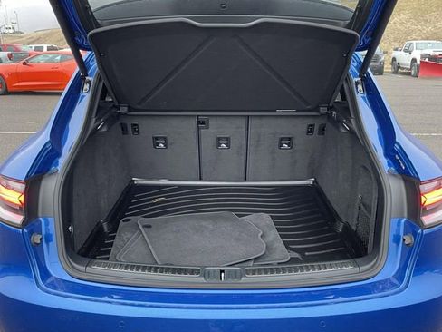 Used 2021 Porsche Macan S image 10