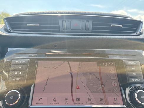 Used 2020 Nissan Rogue SL AWD/4WD image 26