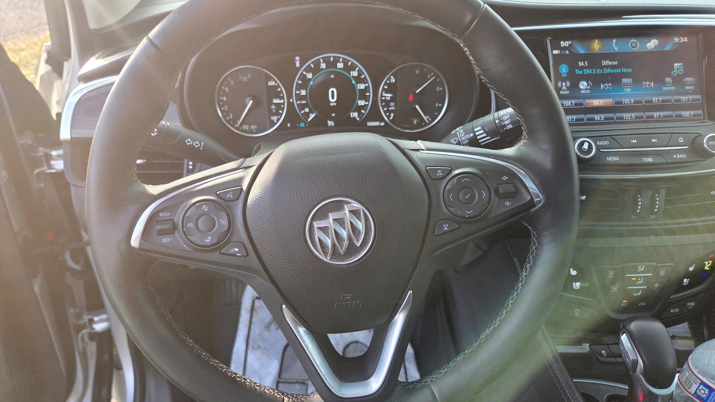Used 2019 Buick Envision Premium AWD/4WD image 6