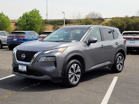 Used 2023 Nissan Rogue SV FWD image 10