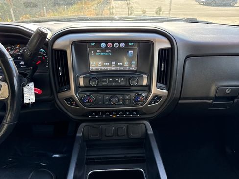 Used 2018 GMC Sierra 1500 Denali w/ Denali Ultimate Package image 17