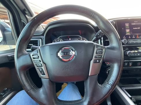 Used 2020 Nissan Titan Platinum Reserve w/ Moonroof Package AWD/4WD image 36