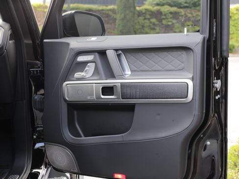 Used 2024 Mercedes-Benz G 550 image 7
