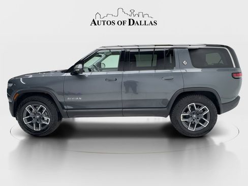 Used 2025 Rivian R1S Adventure AWD/4WD image 5