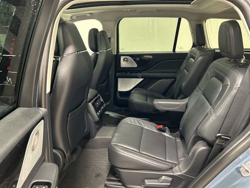 Certified 2025 Lincoln Aviator Reserve w/ Equipment Group 201A image 28